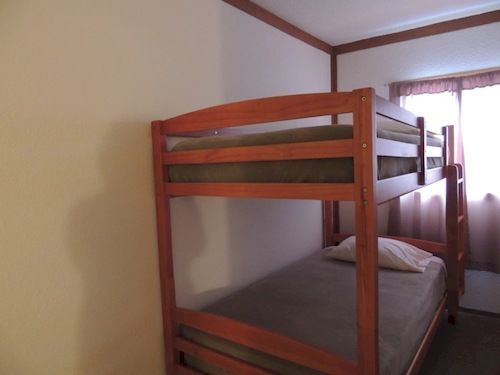 Stork Nest Inn Смитерс Экстерьер фото